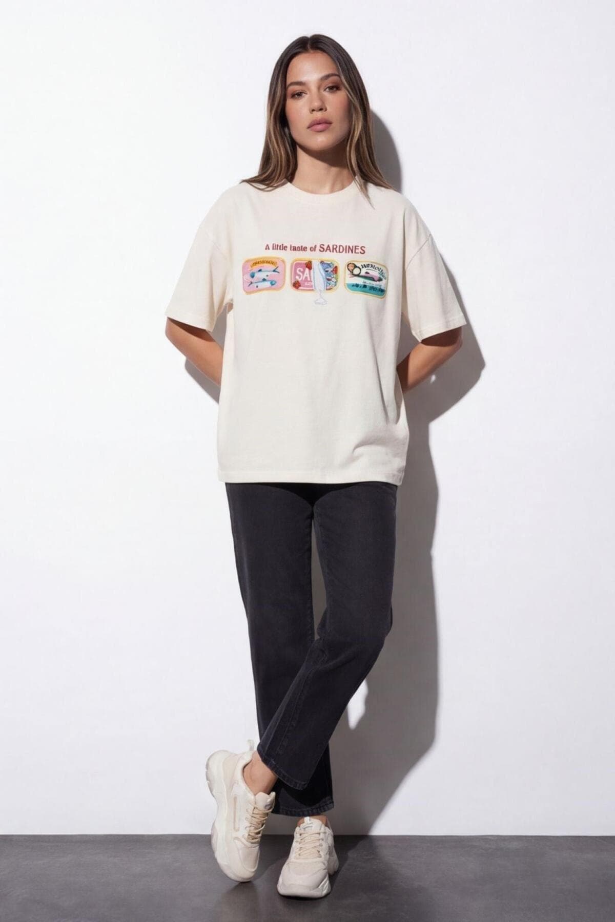 Quzu 26Ytsh02021 Kadın Baskı Nakış Detaylı T-Shirt ürün görseli 1